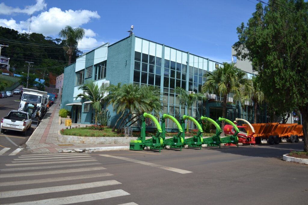 Prefeitura Municipal de Ipumirim - SC abre concurso com 35 vagas; salário chega a R$ 11.448,28